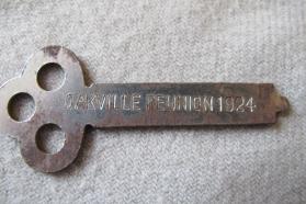 Souvenir, Key