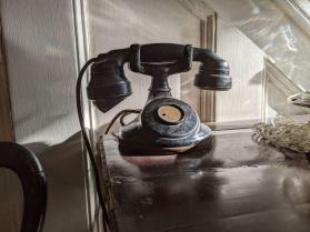 Telephone