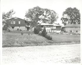Lakewood Drive looking East