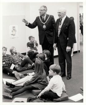 Earl Rowe touring the Library at Centennial Center Opening (Central Library)